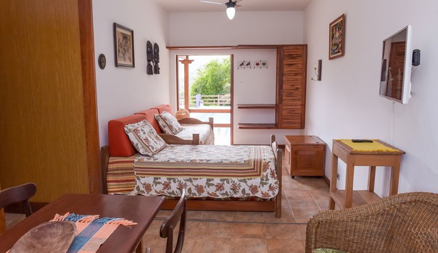 CHALET#7- COMPLETE FOR 6 PEOPLE - HEATED POOL AND HEATED HYDROMASSAGE