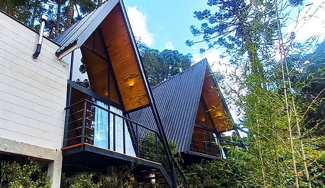 Chalet Mon Amour 2 - Where love is found. Hydro, fireplace, 3 minutes from the center.