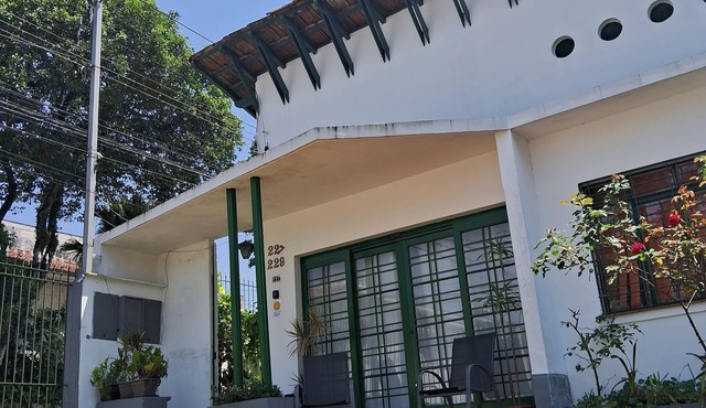 Charming 2-bedroom house in soothing Cidade Vargas São Paulo with AC, WiFi