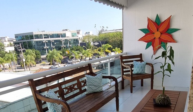 Charming 2-bedroom apartment with WiFi, AC in delightful Rio de Janeiro