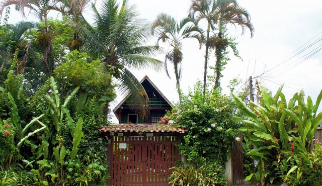 Charming Chalet in front of the sea, on Jabaquara beach - Paraty, 5 min. from the Historic Center