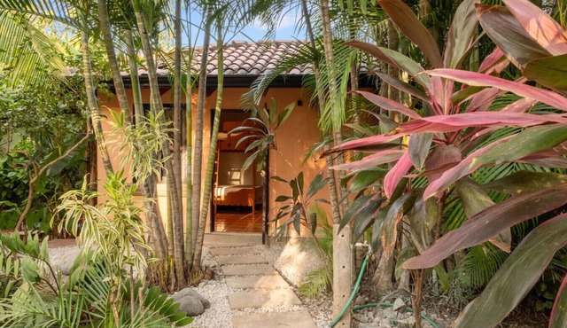 Charming Langosta Casita 2 Min Walk to Beach