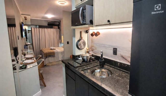 Charming studio apartment 800m from the Ferris wheel and 2.8km from Brava Beach.