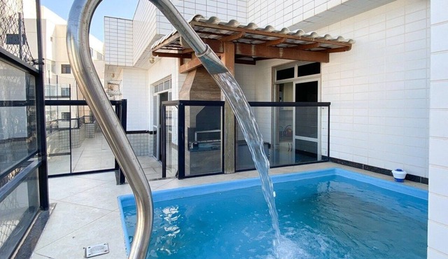 Cobertura Com Piscina em Guarapari - GUA001