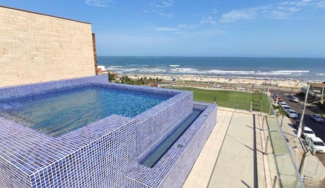 Cobertura dos Sonhos a Beira Mar com Piscina