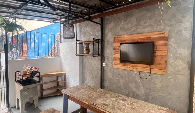 Colinna Hostel
