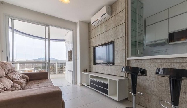 Comfortable apartment, complete infrastructure, Itacorubi, enjoy the beach and/or city!