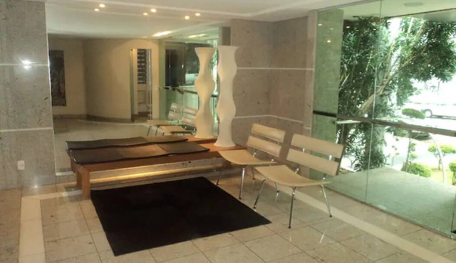 Comfort in Lourdes, 1 block from Diamond Shopping Center, 1 parking space/garage and laundry room