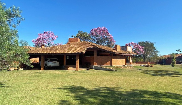Comfortable country house, parking, garden, SPA, football, 2km from the center.