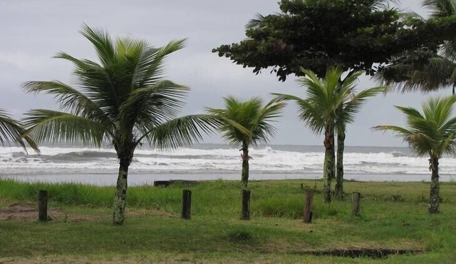 Comfortable Apartment in Maitinga 50 meters from the beach