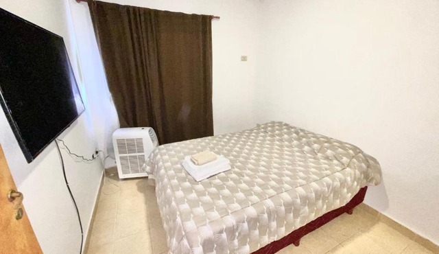 Comodo Departamento Céntrico con Cochera