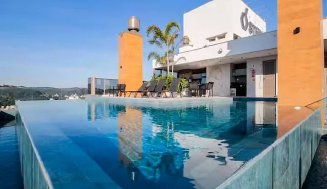 Complete Apartment 900m from Oktoberfest with Rooftop Pool, Gym and Wi-Fi