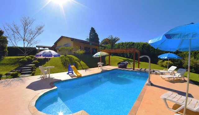 Condominium farmhouse near SP with heated pool,