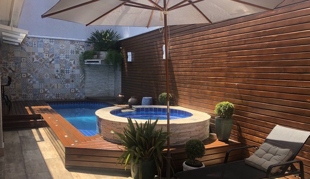 Condominium house with Jacuzzi Hydro Pool and Fireplace Granja Viana