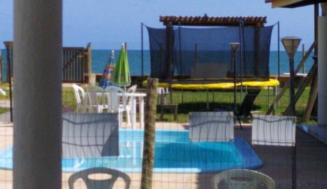Condominium with 3 houses Pé na Areia
