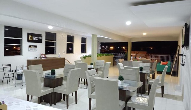 Confiance Hotel