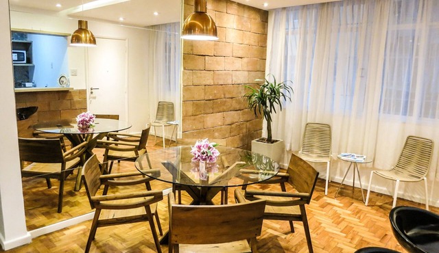 Copacabana beach block in the most popular street with lots of comfort!