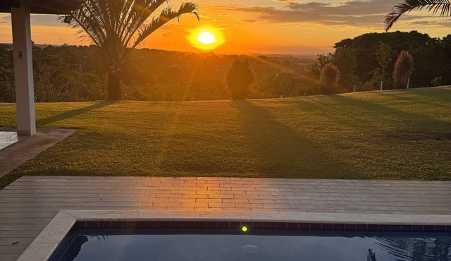 Country house in the interior of São Paulo state with a view of nature.