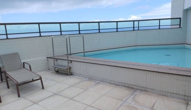 Cozy 2-bedroom apartment with AC and WiFi in lovely Boa Viagem Recife