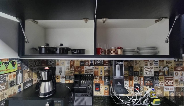 Cozy flat black Homeoffice 19th Floor