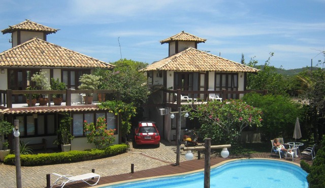 Cozy house in a gated community with 3 suites