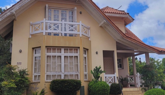 Cozy house with 4 bedrooms close to the center of Gramado.