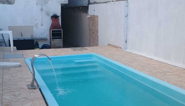 Cozy house with pool on Mongaguá beach.