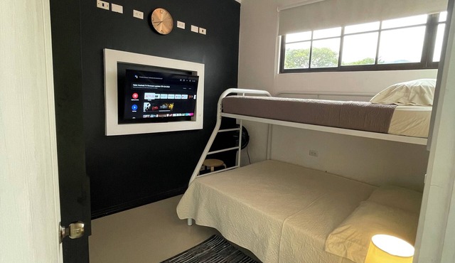 Escape a la Ciudad en Nuestro Encantador Apartamento con Todas las Comodidades