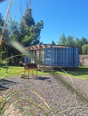 Cubil Azul. Casa conteiner 2 dormitorios