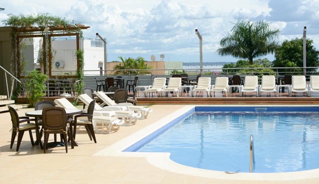 De la Trinidad Hotel