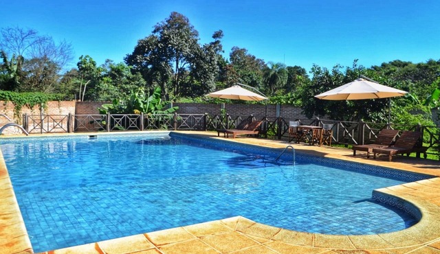 Deluxe Cabin with Pool near the Waterfalls