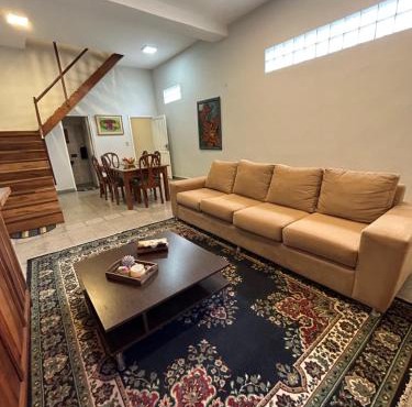 Departamento Completo 3 habitaciones, Zona Jockey-Arena