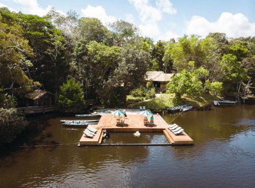 Dolphin Lodge