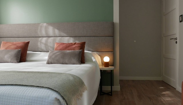 Double Queen Size with Private Bathroom