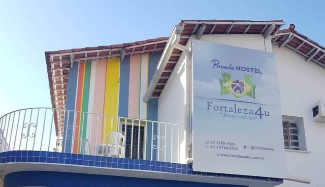 Double room with private bathroom, Wi-Fi, air conditioning and TV.