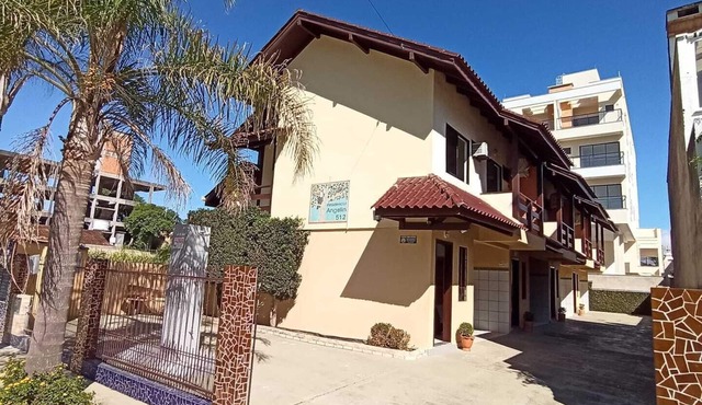 Duplex apartment 150 meters from Mariscal Beach