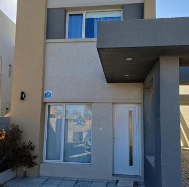 Duplex De Los Padres