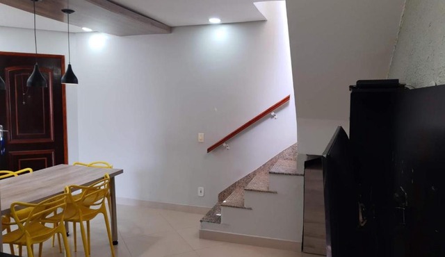 DUPLEX LINDO,PISCINA E CHURRASQUEIRA PRIVATIVA in Bertioga