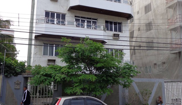 Duplex penthouse, 350 m², 2 blocks from the beach, private barbecue, FREE WI-FI!
