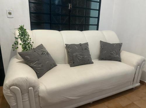 E Lindo Sobrado com 2 quartos em condomínio - Centro