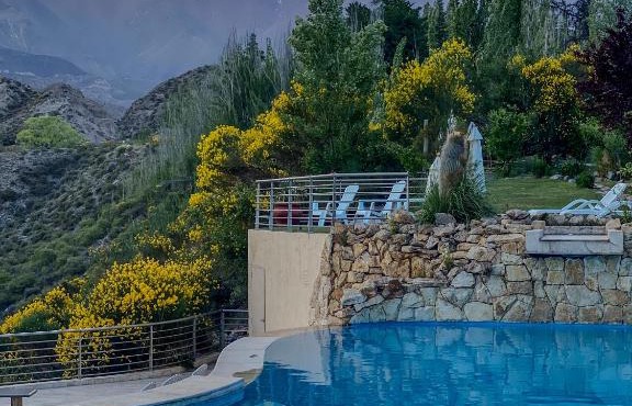 El Carmelo Mountain Lodge