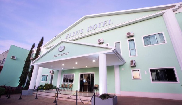 Ellus Hotel