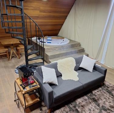 Eros lodge