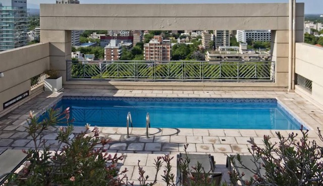 ESPLÉNDIDO y confortable departamento en el centro de Mendoza