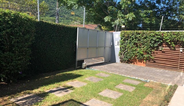 Estúdio Térreo Mobiliado, Casa Fundos p/o mar em Sto Antônio de Lisboa/floripa
