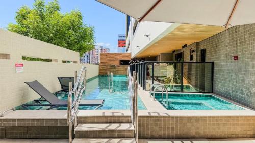 Estúdio premium com área de lazer estilo resort