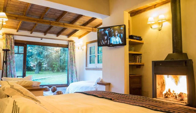 Estancia El Cencerro: Privacy, Nature and Art