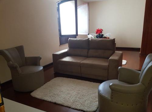Excelente apartamento no Reduto.