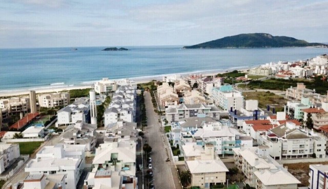 Excellent new apartment in the prime area of ​Praia dos Ingleses.