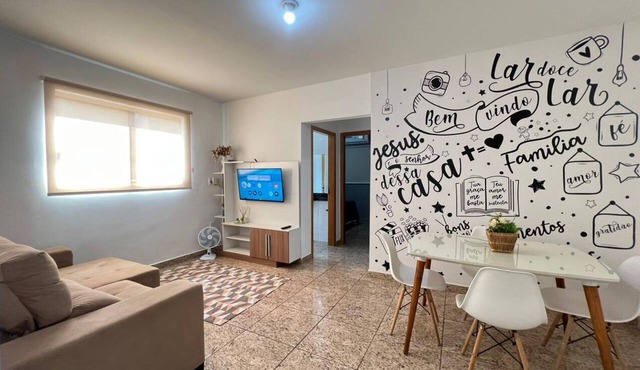Excellent 2-Bedroom Apartment - Near Av. 44